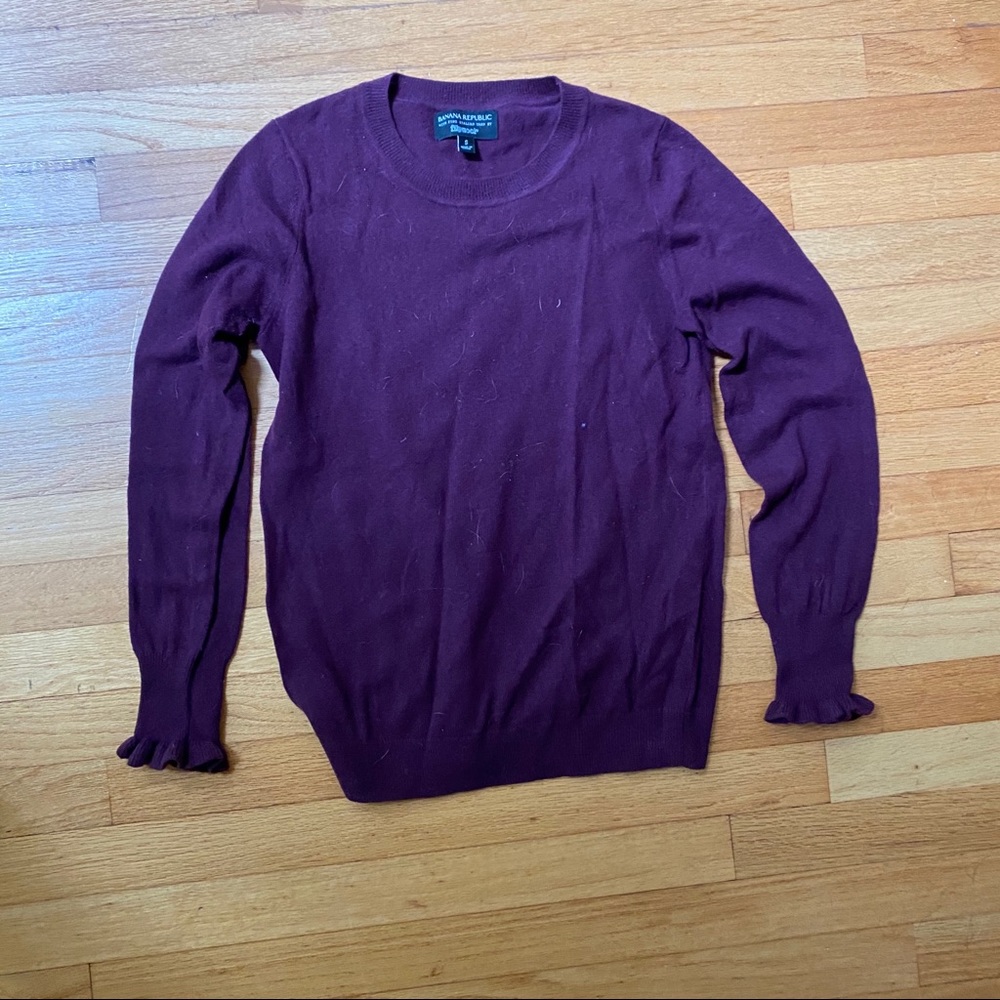 Banana republic size S with ruffle shelves
